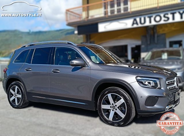 MERCEDES-BENZ GLB 200 usata, con Sistema di navigazione