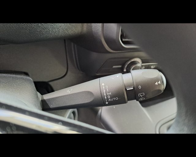 PEUGEOT Partner usata 12