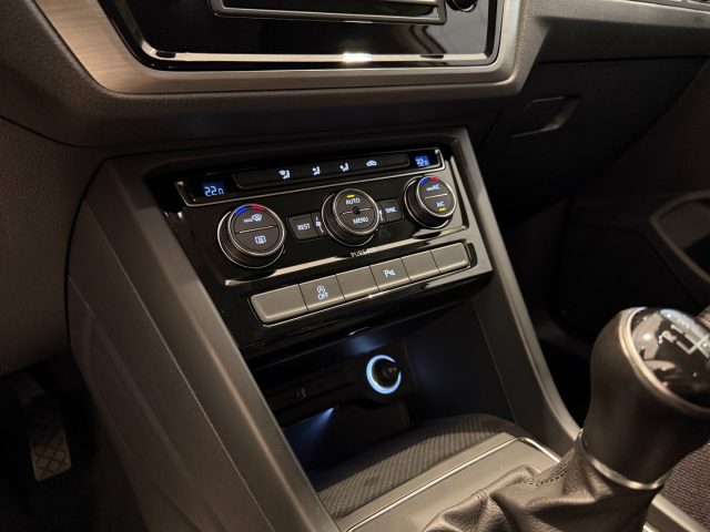 VOLKSWAGEN Touran usata, con ESP