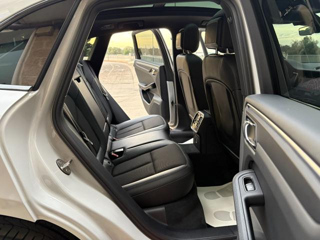 PORSCHE Macan usata, con Cronologia tagliandi