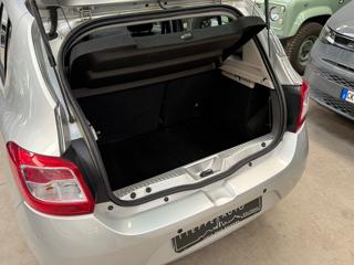 DACIA Sandero usata, con Touch screen