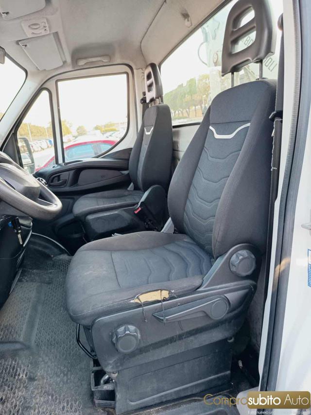 IVECO Daily usata 21