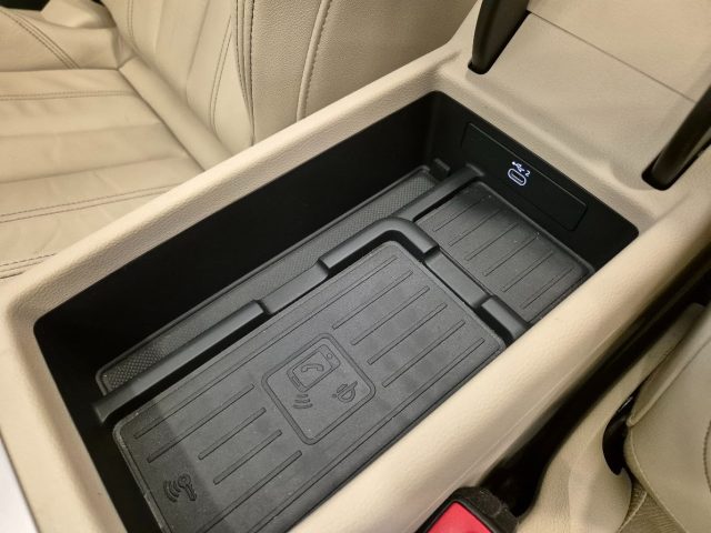 AUDI A4 usata, con Sensori di parcheggio posteriori
