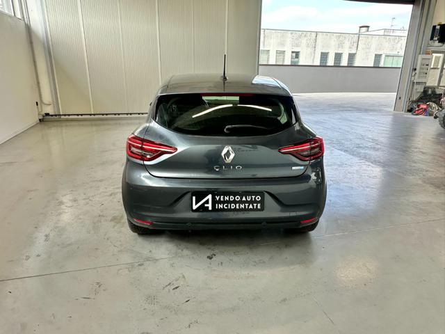 RENAULT Clio usata, con Autoradio