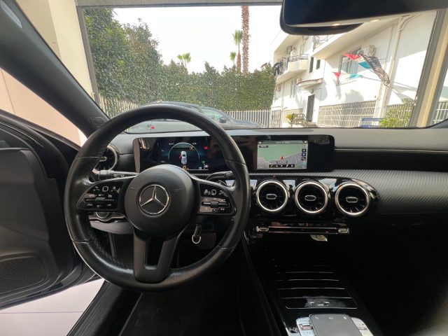 MERCEDES-BENZ A 180 usata, con Luce d