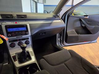 VOLKSWAGEN Passat usata, con Servosterzo