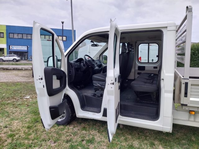 PEUGEOT Boxer usata, con Bracciolo