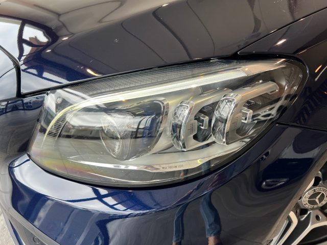 MERCEDES-BENZ C 220 usata, con Servosterzo