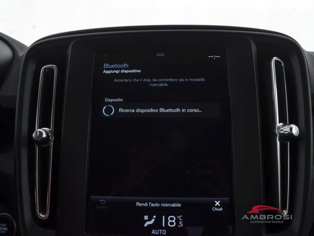 VOLVO XC40 usata 14