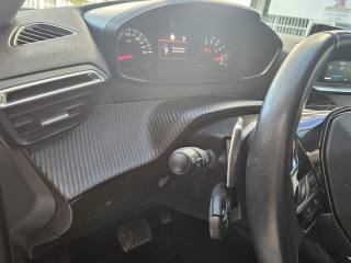 PEUGEOT 2008 usata, con Lettore CD