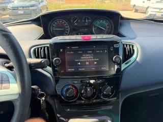 LANCIA Ypsilon usata, con Sensori di parcheggio posteriori