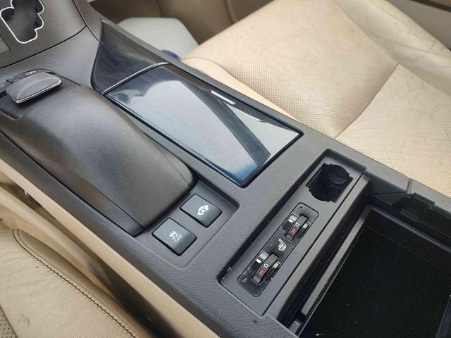 LEXUS RX 450h usata, con ESP