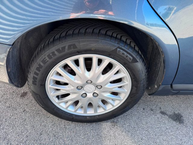 VOLVO V50 usata 22