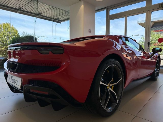 FERRARI 296 usata, con Regolazione elettrica sedili