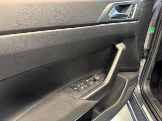 VOLKSWAGEN Taigo usata, con Controllo trazione