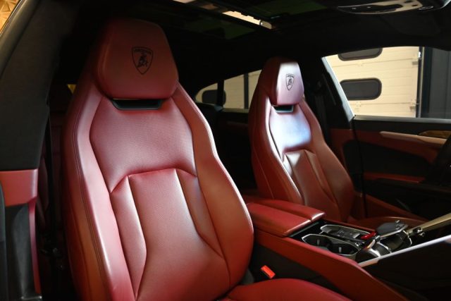 LAMBORGHINI Urus usata 42