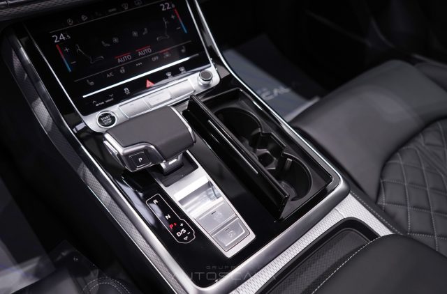 AUDI Q8 usata, con Fari LED