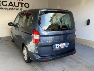 FORD Tourneo Courier usata, con Frenata d