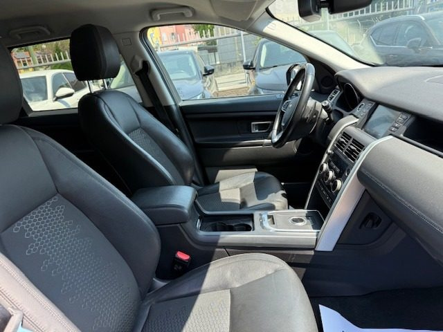 LAND ROVER Discovery Sport usata, con Controllo automatico clima