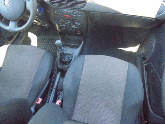 FIAT Punto usata 21