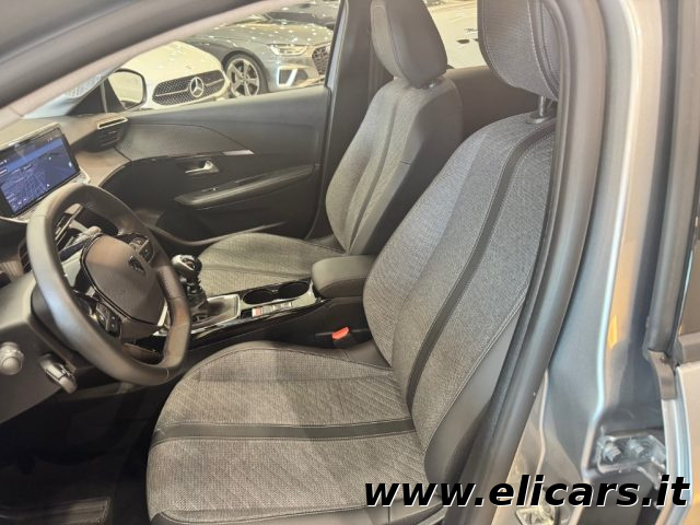 PEUGEOT 208 usata, con Volante in pelle