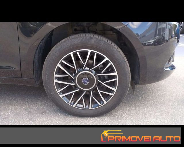 LANCIA Ypsilon usata, con Controllo trazione