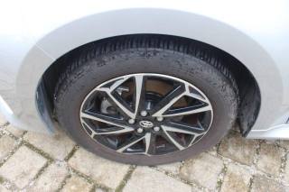 TOYOTA Yaris usata, con Autoradio digitale