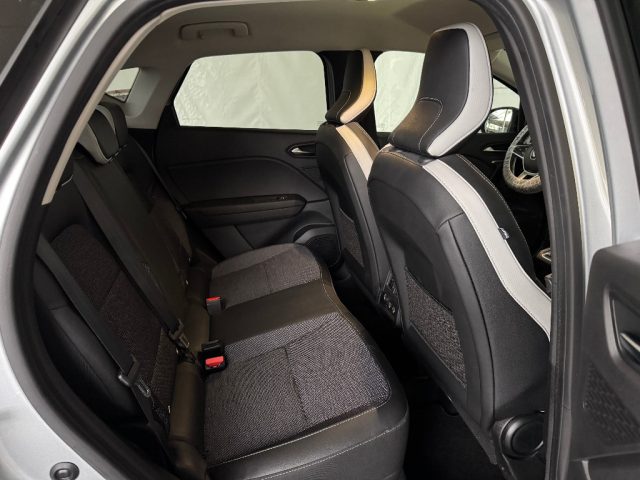 RENAULT Captur usata 28