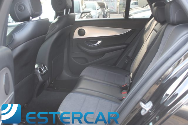 MERCEDES-BENZ E 220 usata, con Fendinebbia