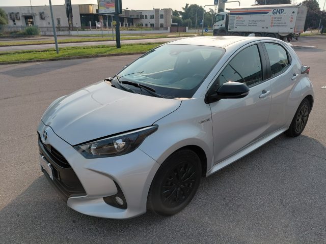 TOYOTA Yaris usata, con Riconoscimento dei segnali stradali