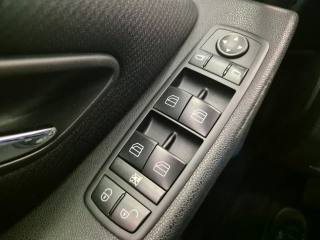 MERCEDES-BENZ A 150 usata, con Specchietti laterali elettrici
