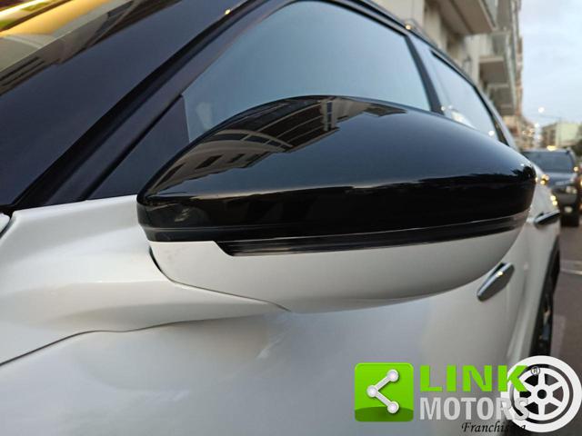 DS AUTOMOBILES DS 3 Crossback usata, con Controllo automatico clima
