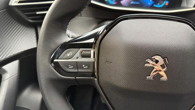 PEUGEOT 2008 usata, con Autoradio