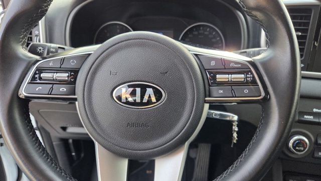 KIA Sportage usata, con Autoradio digitale
