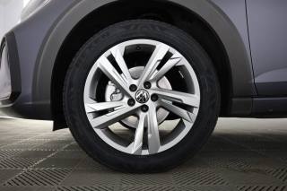 VOLKSWAGEN Taigo usata 9