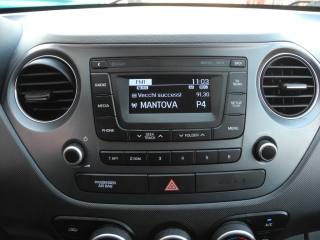 HYUNDAI i10 usata, con USB