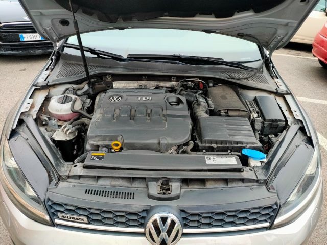 VOLKSWAGEN Golf Variant usata, con Volante in pelle