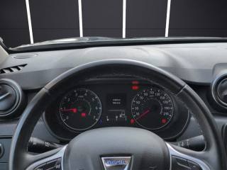 DACIA Duster usata, con USB