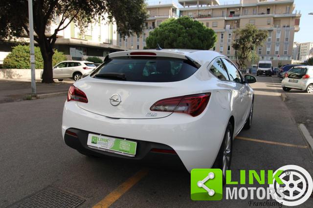 OPEL Astra usata, con Servosterzo