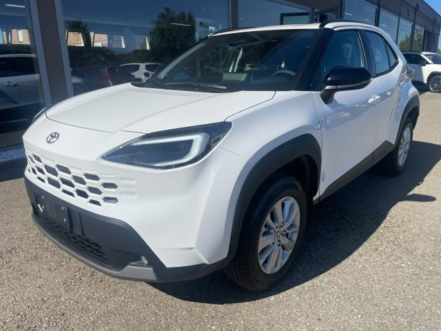 TOYOTA Yaris Cross usata, con Autoradio