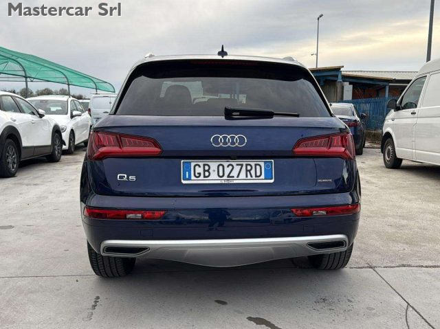 AUDI Q5 usata, con Alzacristalli elettrici