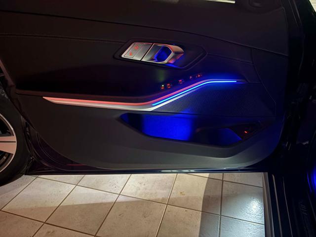 BMW 320 usata, con Interni in pelle