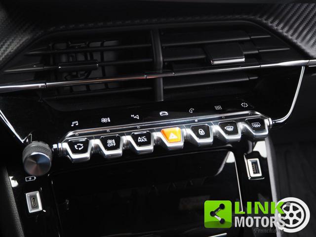 PEUGEOT 2008 usata 36