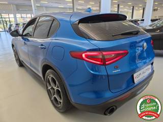 ALFA ROMEO Stelvio usata, con Alzacristalli elettrici