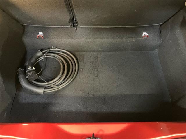 RENAULT ZOE usata 23