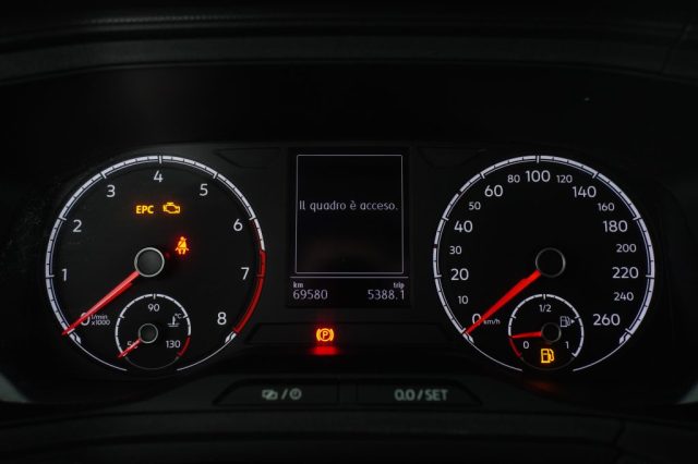VOLKSWAGEN T-Cross usata 12