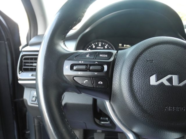 KIA Stonic usata, con Airbag testa