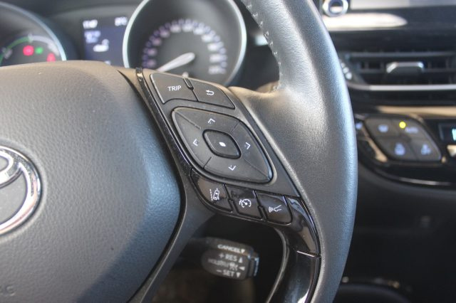 TOYOTA C-HR usata, con Airbag testa