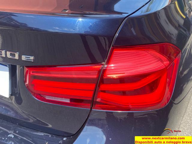 BMW 330 usata, con Sensori di parcheggio posteriori