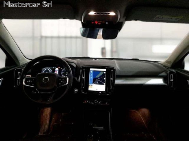 VOLVO XC40 usata, con Airbag laterali